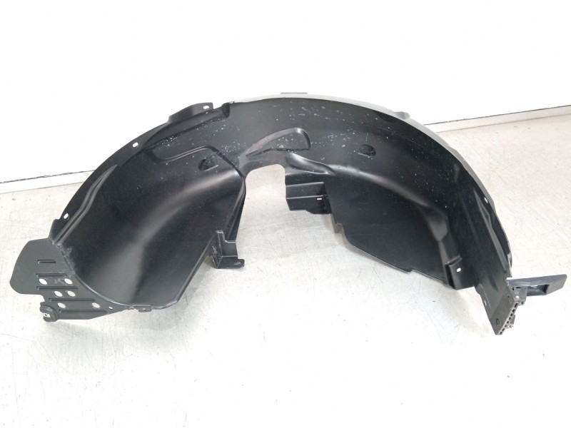 Recambio de paso de rueda trasero derecho para seat ibiza (kj1) fr referencia OEM IAM 6F0810970  