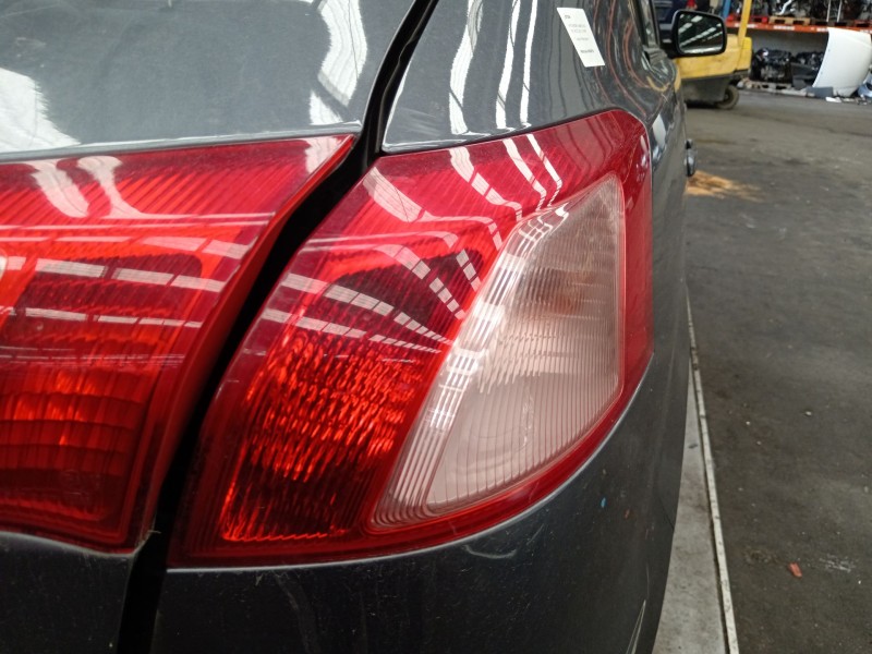 Recambio de piloto trasero derecho para mitsubishi lancer viii (cy_a, cz_a) 1.5 referencia OEM IAM 8330A278  