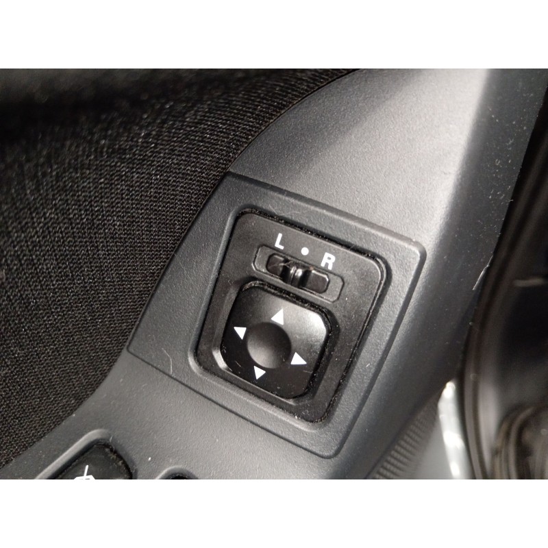 Recambio de mando retrovisor para mitsubishi lancer viii (cy_a, cz_a) 1.5 referencia OEM IAM MR417977  