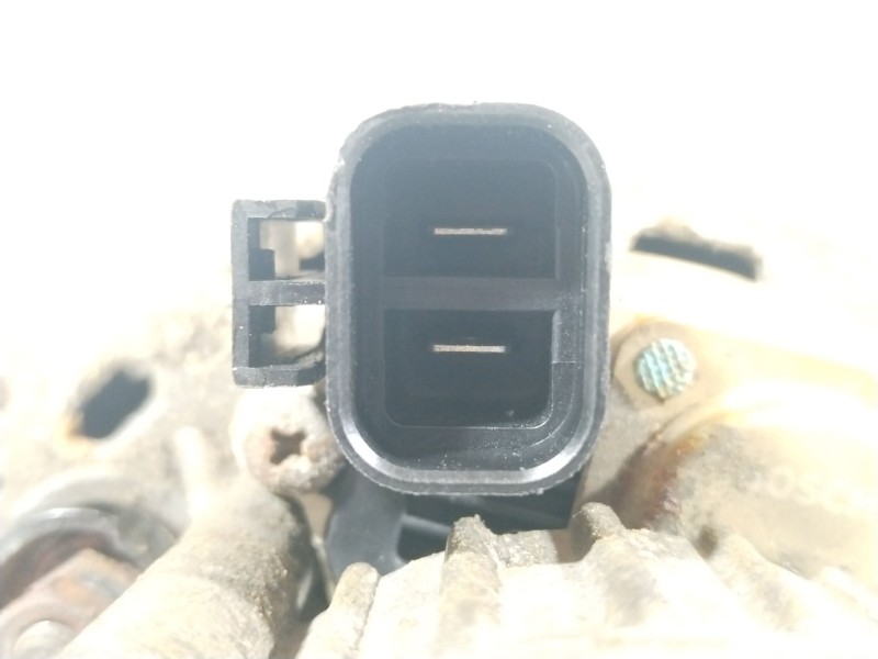 Recambio de alternador para nissan serena (c23) 2.0 d referencia OEM IAM 9120335000  