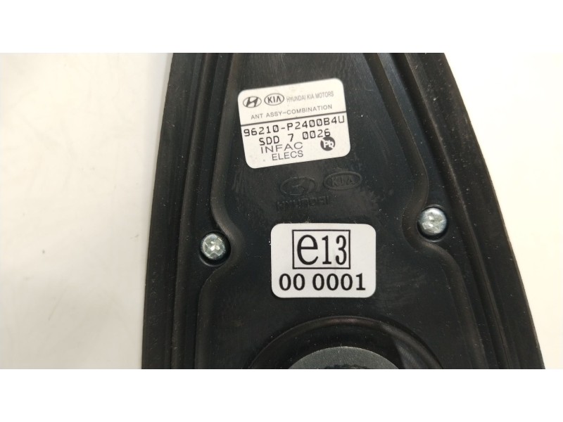 Recambio de antena para kia sorento () referencia OEM IAM 96210P2400B4U  