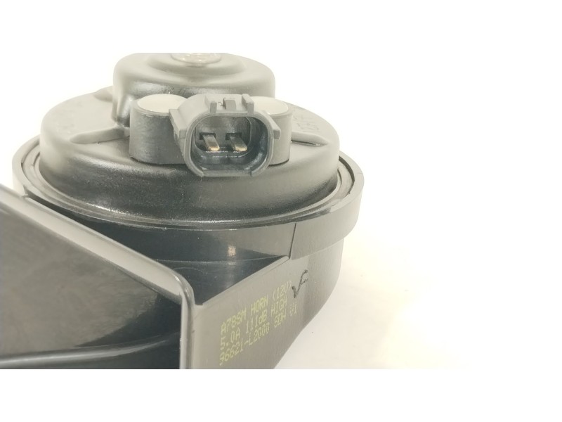 Recambio de claxon para kia sorento () referencia OEM IAM 96621L2000  