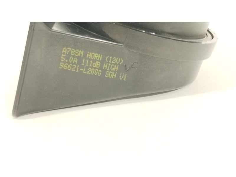 Recambio de claxon para kia sorento () referencia OEM IAM 96621L2000  