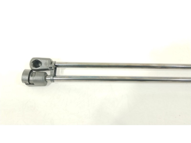 Recambio de amortiguadores maletero / porton para kia sorento () referencia OEM IAM 81840P2000 81830P2000 