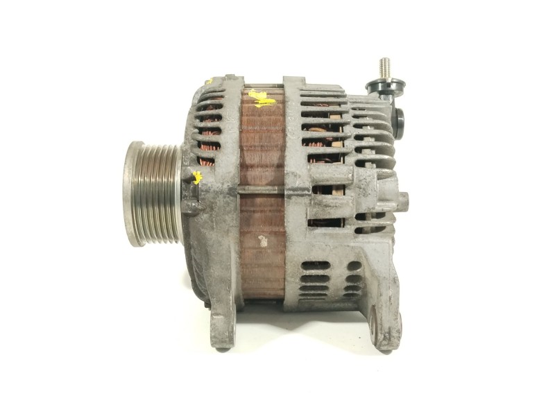 Recambio de alternador para nissan pathfinder iii (r51) 2.5 dci 4wd referencia OEM IAM 23100EB31B A3TJ0781AE 