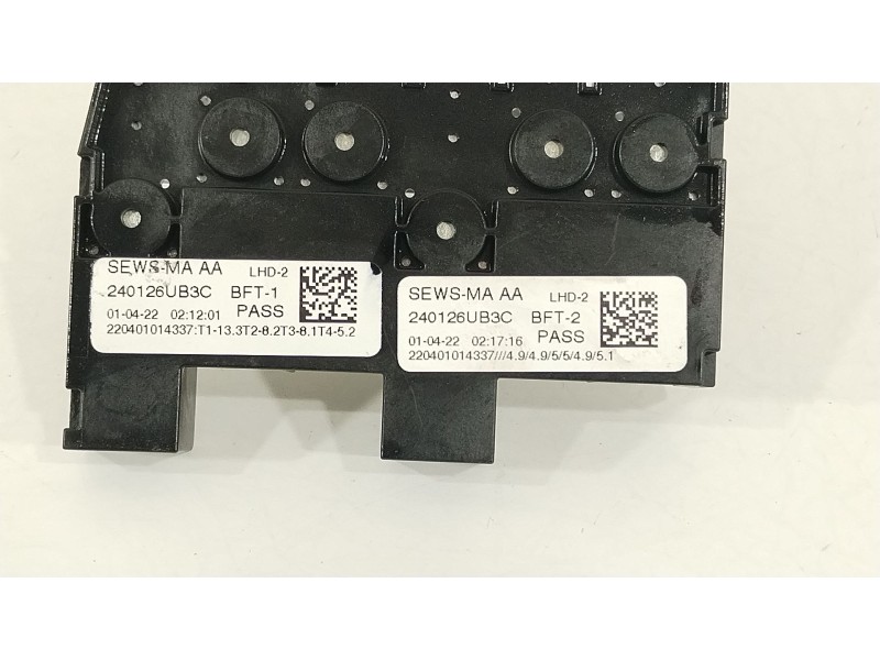 Recambio de caja reles / fusibles para nissan qashqai iii (j12) 1.3 dig-t referencia OEM IAM 240126UB3C  