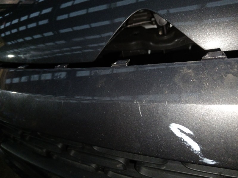 Recambio de paragolpes delantero para citroën c3 iii (sx) 1.2 thp 110 referencia OEM IAM 9813378877  