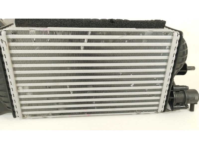 Recambio de intercooler para kia sorento () referencia OEM IAM 282702M300  