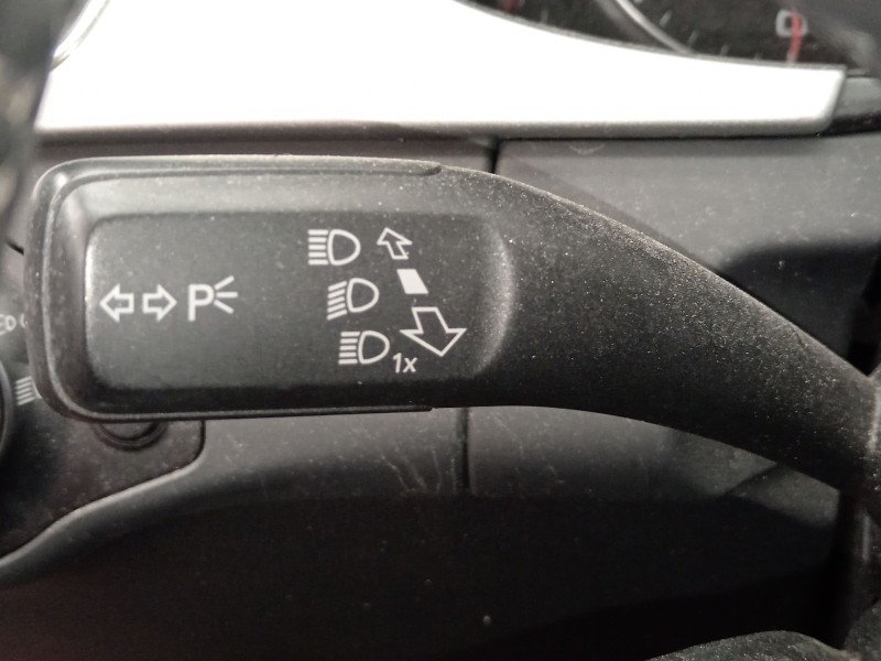Recambio de mando intermitentes para audi a4 b8 avant (8k5) 2.0 tdi referencia OEM IAM 8K0953502BK  