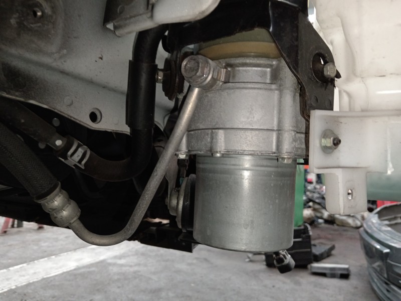 Recambio de bomba direccion para mazda 3 lim. (bl) 1.6 16v cat referencia OEM IAM BFD132600 118010396 Q3150984