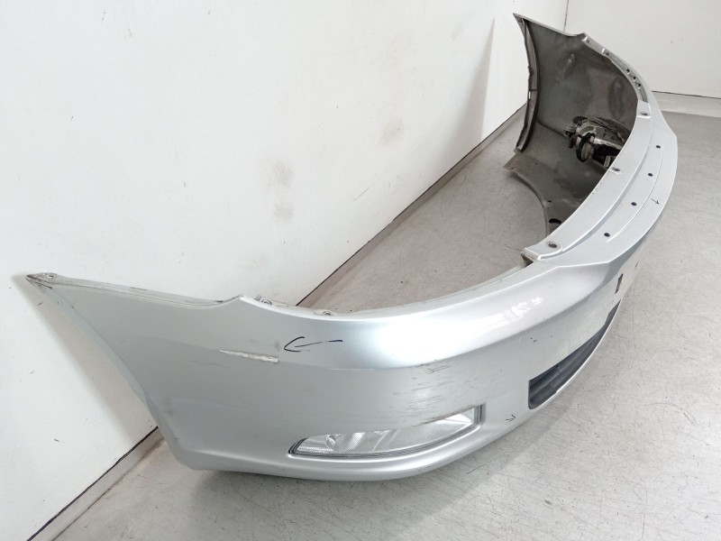 Recambio de paragolpes delantero para skoda octavia berlina (1z3) elegance referencia OEM IAM 1Z0807221  