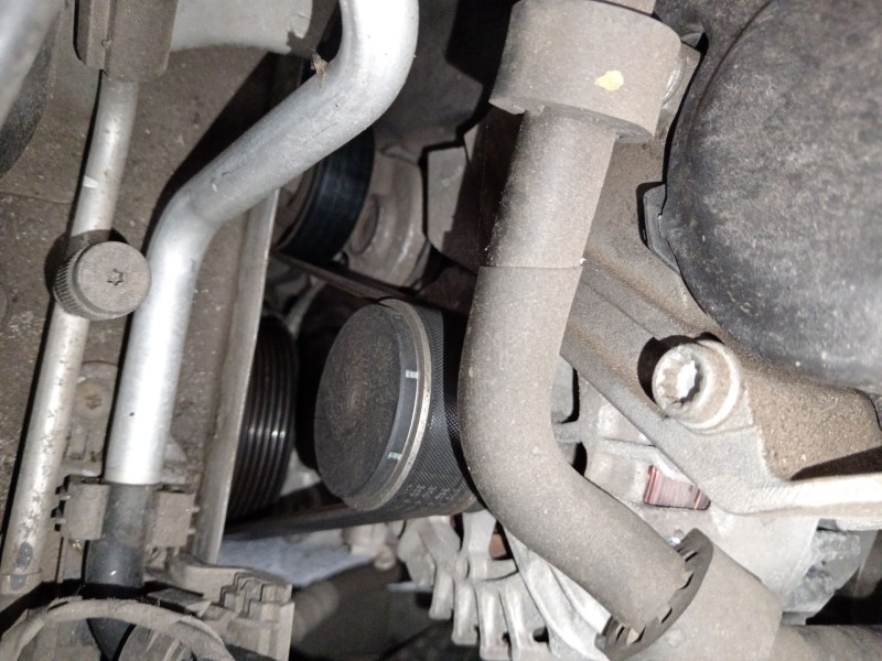 Recambio de alternador para skoda rapid spaceback (nh1) 1.6 tdi referencia OEM IAM 03L903023F  