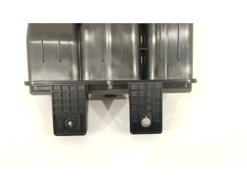 Recambio de filtro carbono activo para kia sorento () referencia OEM IAM 31420P4200  