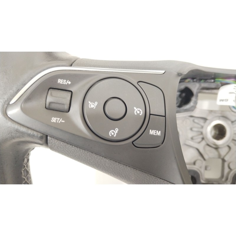 Recambio de volante para opel crossland x / crossland (p17, p2qo) 1.2 (75) referencia OEM IAM 39097355 34206802E 34216390C