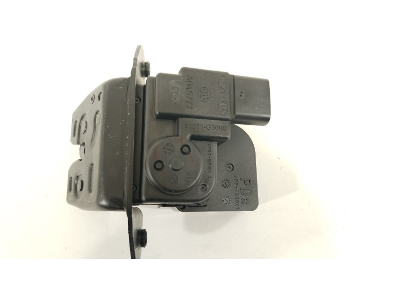 Recambio de cerradura maletero / porton para hyundai i30 (pde, pd, pden) 1.5 referencia OEM IAM 81230G3000  