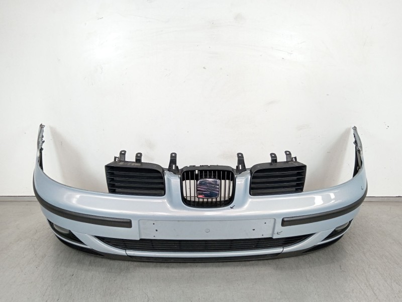 Recambio de paragolpes delantero para seat leon (1m1) 1.9 tdi referencia OEM IAM 1M0807221  