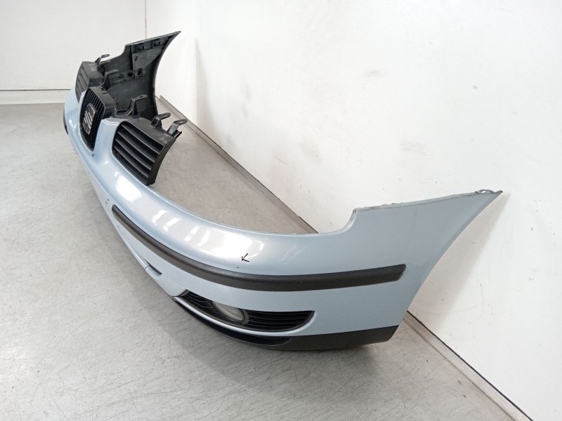 Recambio de paragolpes delantero para seat leon (1m1) 1.9 tdi referencia OEM IAM 1M0807221  