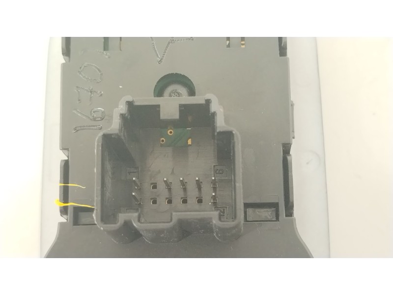 Recambio de mando luces para opel crossland x / crossland (p17, p2qo) 1.2 (75) referencia OEM IAM 39050760  