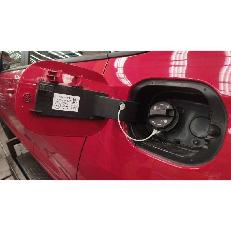 Recambio de tapa exterior combustible para hyundai i30 (pde, pd, pden) 1.5 referencia OEM IAM 81595G4000 81595G4050 