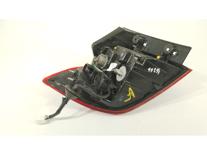 Recambio de piloto trasero derecho para hyundai i30 (pde, pd, pden) 1.5 referencia OEM IAM 92402G4000  
