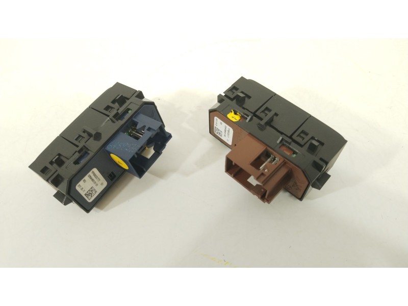 Recambio de mando multifuncion para opel crossland x / crossland (p17, p2qo) 1.2 (75) referencia OEM IAM YP00032077 YP00032777 
