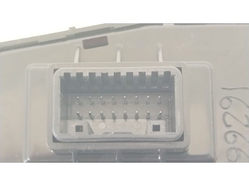 Recambio de mando multifuncion para hyundai i30 (pde, pd, pden) 1.5 referencia OEM IAM 93750G4090  
