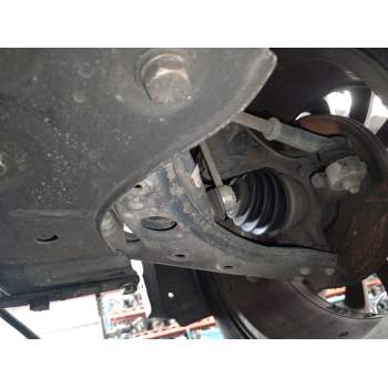 BRAZO SUSPENSION INFERIOR DELANTERO DERECHO 