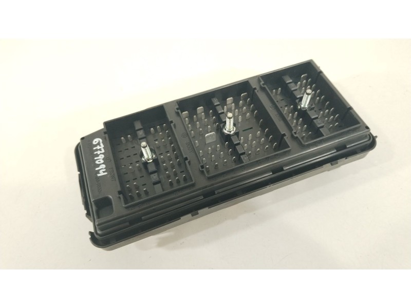 Recambio de caja reles / fusibles para chevrolet captiva (c100, c140) 2.0 d referencia OEM IAM 07185D 95037413 