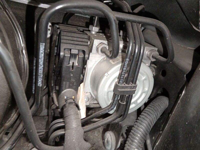 Recambio de abs para ford kuga ii (dm2) 1.5 tdci referencia OEM IAM GV612C405CH 10022010224 