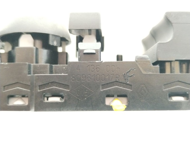 Recambio de mando elevalunas delantero izquierdo para renault scénic iii (jz0/1_) 1.5 dci referencia OEM IAM 809610017R  