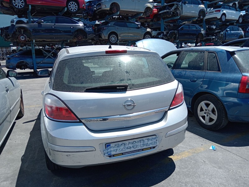 opel astra h (a04) del año 2006