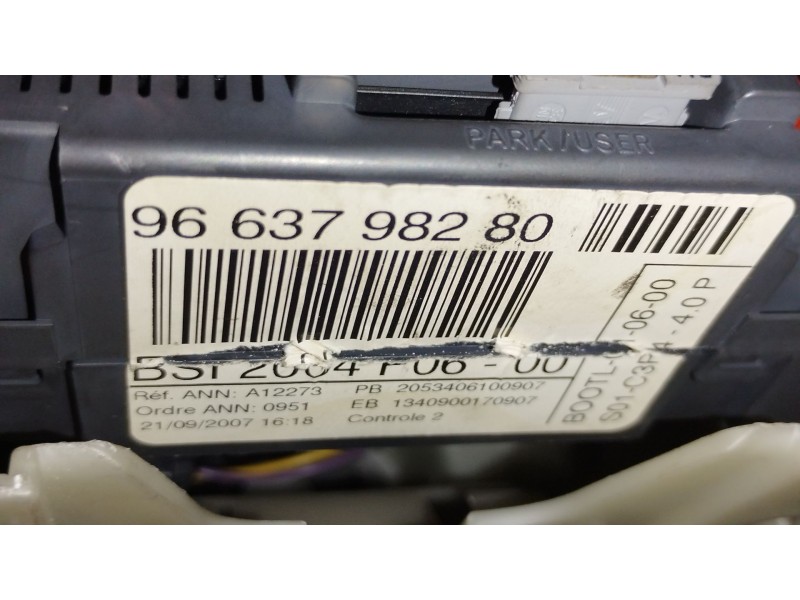 Recambio de caja reles / fusibles para peugeot 207/207+ (wa_, wc_) 1.4 16v referencia OEM IAM 9663798280  