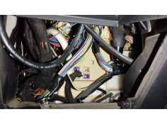 Recambio de caja reles / fusibles para toyota auris station wagon (_e18_) 1.8 hybrid (zwe186_) referencia OEM IAM 63586756 82730