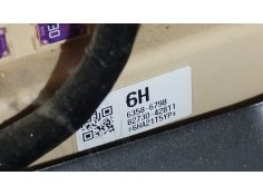 Recambio de caja reles / fusibles para toyota rav 4 iv (_a4_) 2.5 hybrid (ava42_) referencia OEM IAM 8273042811 63586798  2