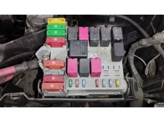 Recambio de caja reles / fusibles para fiat bravo ii (198_) 1.4 t-jet (198axg1b) referencia OEM IAM 51790930  