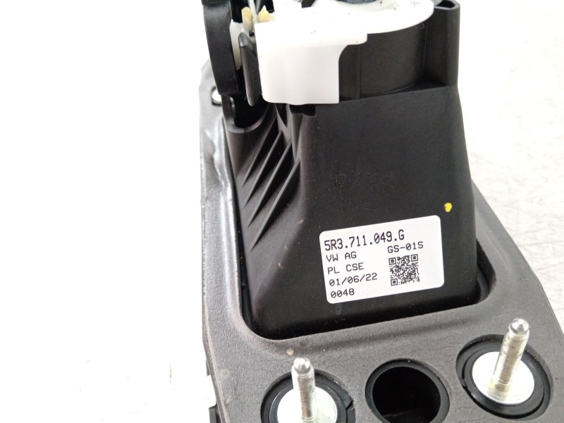 Recambio de palanca cambio para seat ibiza (kj1) fr referencia OEM IAM 5R3711049G  
