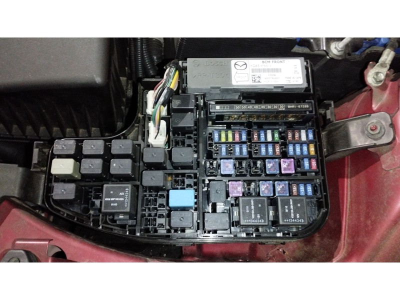 Recambio de caja reles / fusibles para mazda 3 (bm, bn) 2.2 d referencia OEM IAM KD45675X0C  