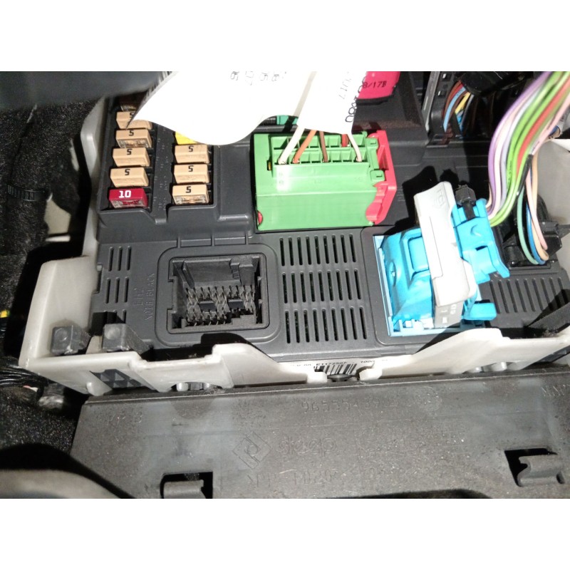 Recambio de caja reles / fusibles para citroën c-elysee (dd_) 1.6 bluehdi 100 referencia OEM IAM 9819849680  