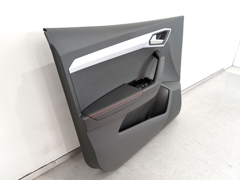 Recambio de guarnecido puerta delantera izquierda para seat ibiza (kj1) fr referencia OEM IAM 6F0868079  
