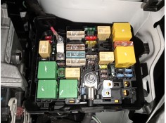Recambio de caja reles / fusibles para peugeot 208 i (ca_, cc_) 1.2 vti 82 referencia OEM IAM 9804848480 BFRM2010ECOV01 