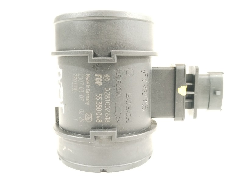 Recambio de caudalimetro para chevrolet captiva (c100, c140) 2.0 d referencia OEM IAM 55350048 7793385 0281002618