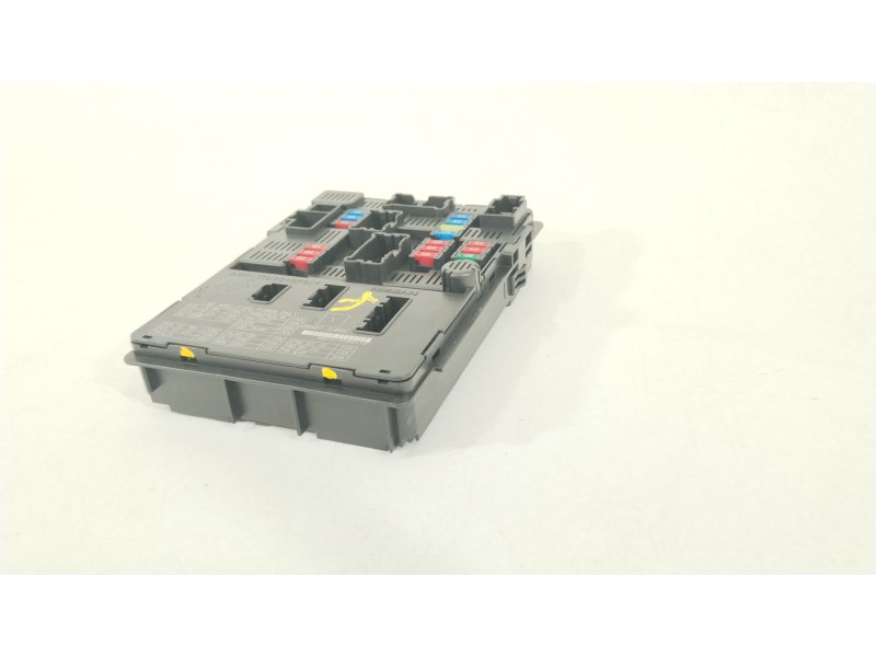 Recambio de caja reles / fusibles para nissan micra iv (k13k, k13kk) 1.2 referencia OEM IAM 284B71HR0C  