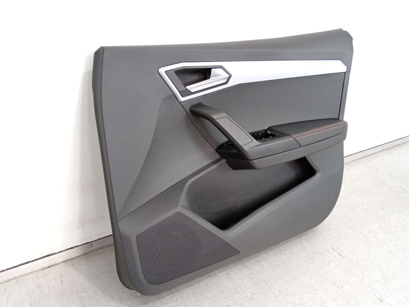 Recambio de guarnecido puerta delantera derecha para seat ibiza (kj1) fr referencia OEM IAM 6F0868080  