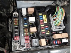 Recambio de caja reles / fusibles para kia cee´d (jd) 1.6 crdi 136 referencia OEM IAM 919513X150  