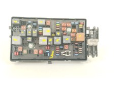 Recambio de caja reles / fusibles para opel insignia a sports tourer (g09) 2.0 cdti (35) referencia OEM IAM 13275881 13255300 54