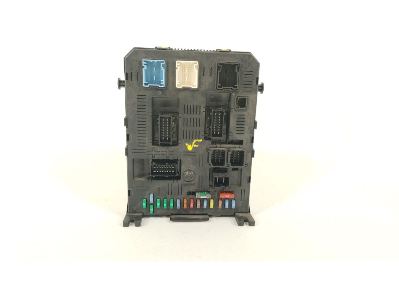 Recambio de caja reles / fusibles para peugeot 407 sw (6e_, 6d_) 2.0 hdi 135 referencia OEM IAM 9661940180  