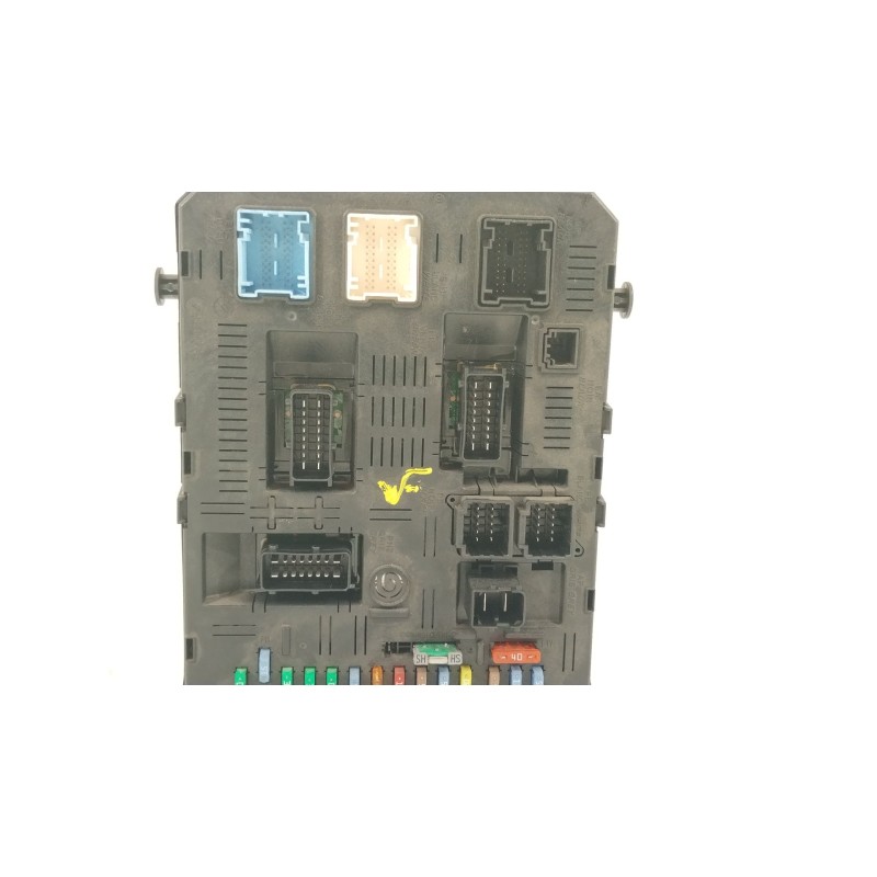 Recambio de caja reles / fusibles para peugeot 407 sw (6e_, 6d_) 2.0 hdi 135 referencia OEM IAM 9661940180  