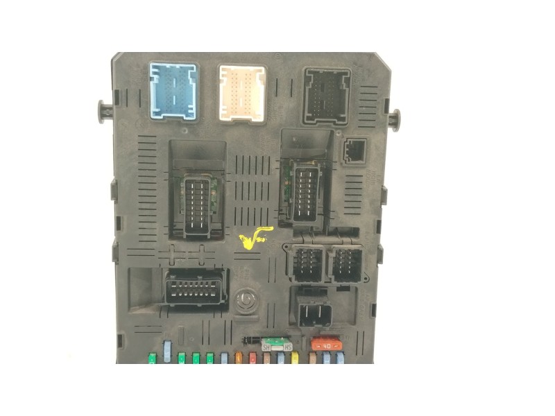 Recambio de caja reles / fusibles para peugeot 407 sw (6e_, 6d_) 2.0 hdi 135 referencia OEM IAM 9661940180  