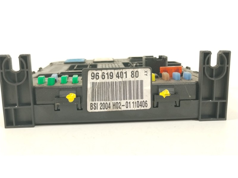 Recambio de caja reles / fusibles para peugeot 407 sw (6e_, 6d_) 2.0 hdi 135 referencia OEM IAM 9661940180  