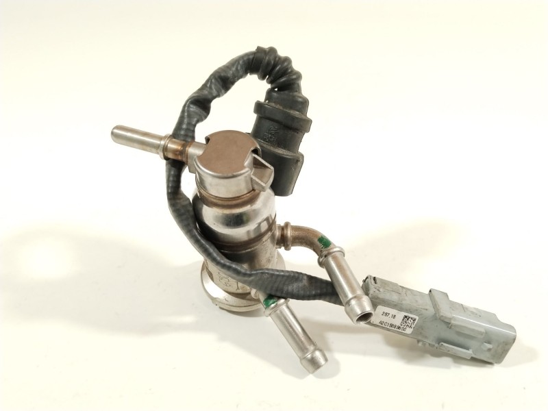 Recambio de inyector para nissan qashqai (j11) acenta referencia OEM IAM 208997976R J333404388 